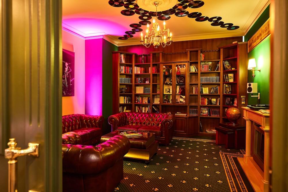 Trihotel Rostock - Wellnesshotel Adults Only Bagian luar foto