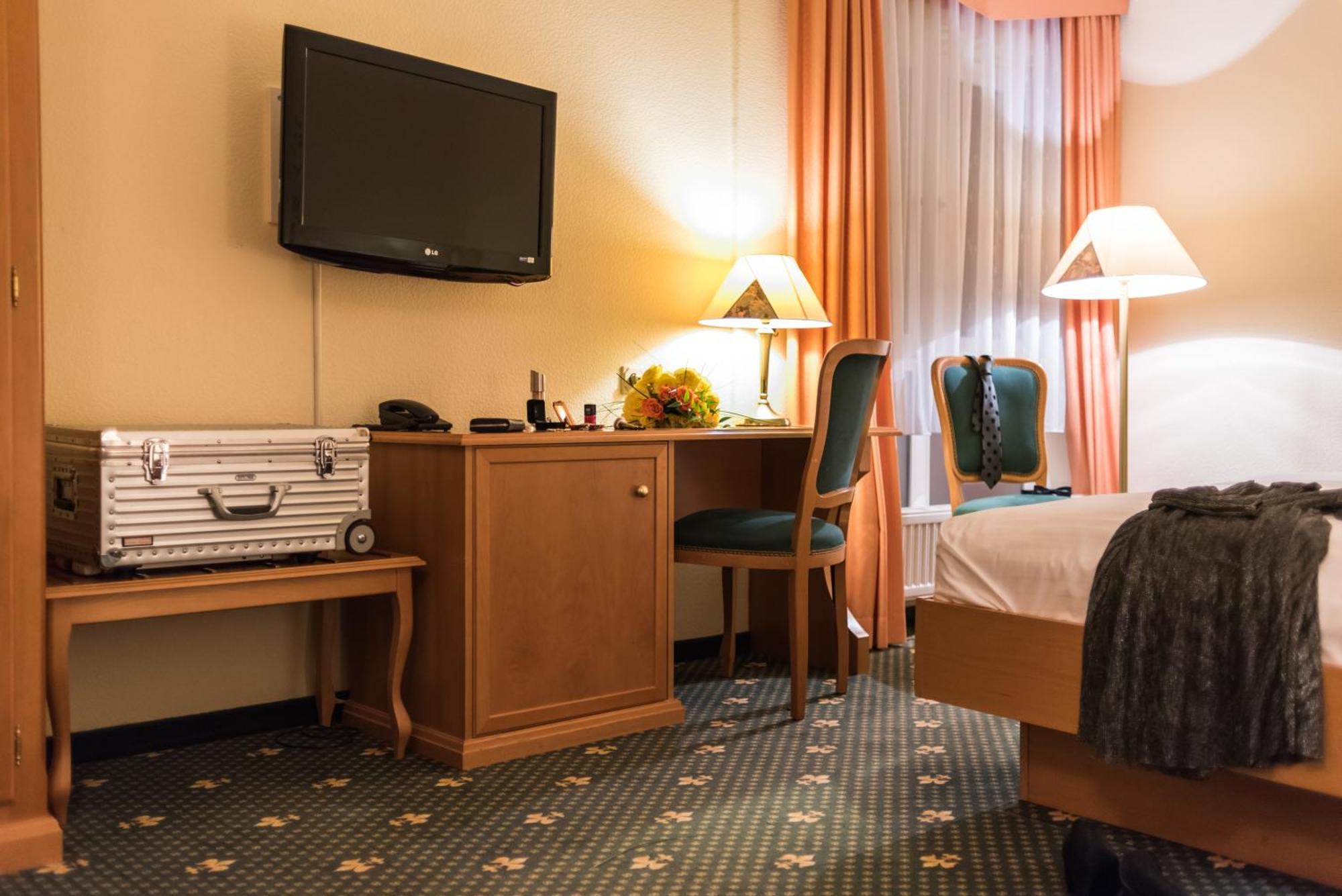 Trihotel Rostock - Wellnesshotel Adults Only Bagian luar foto